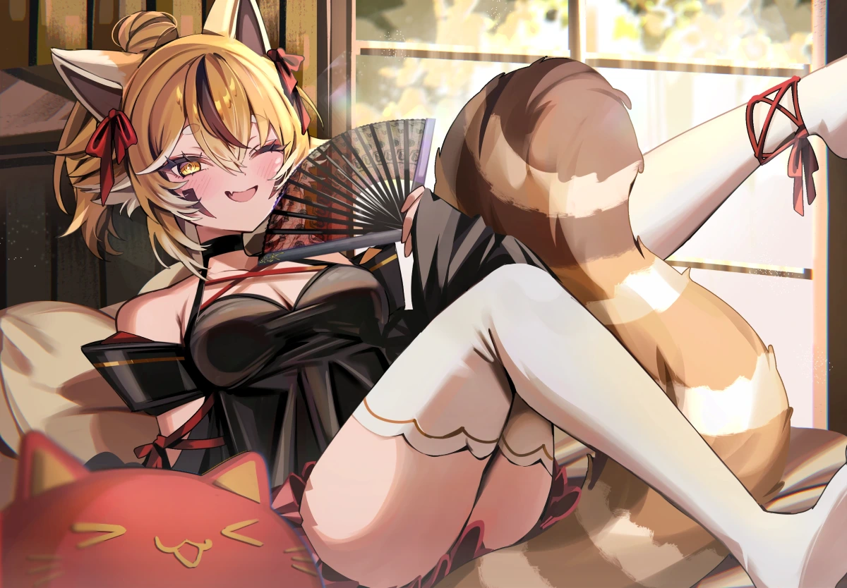 Fanart 16 : Keola est allongée sur un lit dans une pièce chaleureuse
